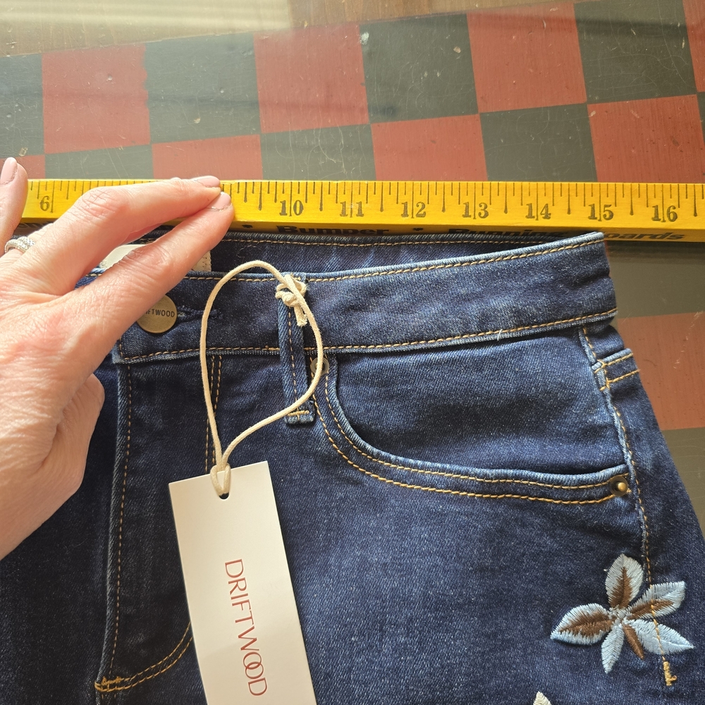 DRIFTWOOD Blue Denim Mini Skirt with Floral Embroidery NWT 8 - Picture 5 of 6